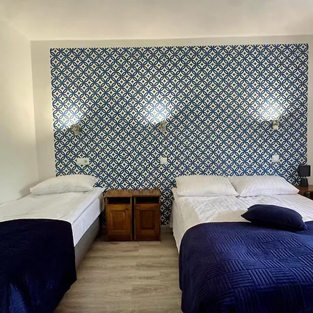 Bed and breakfast Skalen 3*